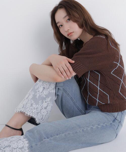 NATURAL BEAUTY BASIC(ナチュラルビューティーベーシック)の「ヘムレースワイドデニム(デニムパンツ・レディース・ブルー・SMALL/P/S/MEDIUM)」の1枚目の写真