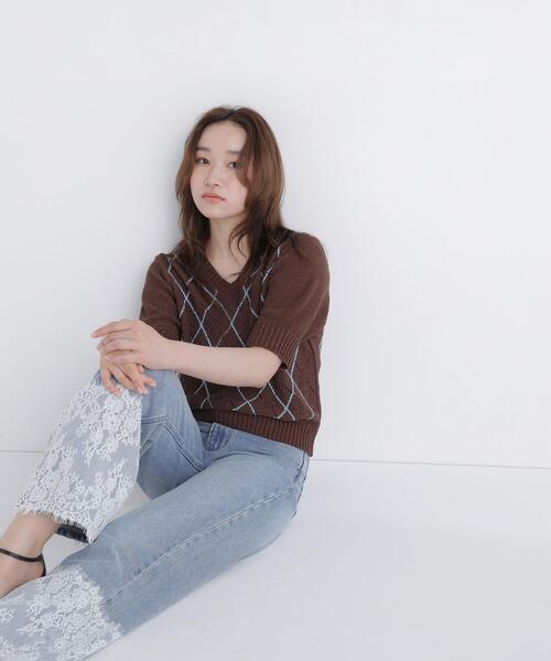 NATURAL BEAUTY BASIC(ナチュラルビューティーベーシック)の「ヘムレースワイドデニム(デニムパンツ・レディース・ブルー・SMALL/P/S/MEDIUM)」の7枚目の写真