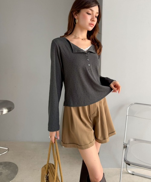 mily bilet(ミウィビレット)の「《10月下旬再入荷!予約受付中》【mily bilet】いつものトップスをひとさじ甘く。レースレイヤード見えヘンリーネックトップス(長袖)(Tシャツ/カットソー・レディース・アイボリー系1/ブラウン/グレー系1・LARGE/MEDIUM/SMALL/X-LARGE)」の11枚目の写真
