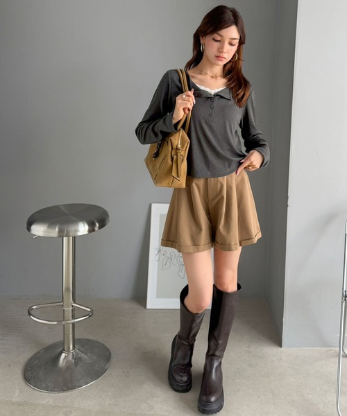 mily bilet(ミウィビレット)の「《10月下旬再入荷!予約受付中》【mily bilet】いつものトップスをひとさじ甘く。レースレイヤード見えヘンリーネックトップス(長袖)(Tシャツ/カットソー・レディース・アイボリー系1/ブラウン/グレー系1・LARGE/MEDIUM/SMALL/X-LARGE)」の13枚目の写真