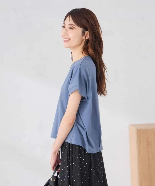 a.v.v(アーヴェヴェ)の「【UVカット/接触冷感】フォルムロゴTシャツ(Tシャツ/カットソー・レディース・グレー系その他/ブルー・39)」の6枚目の写真