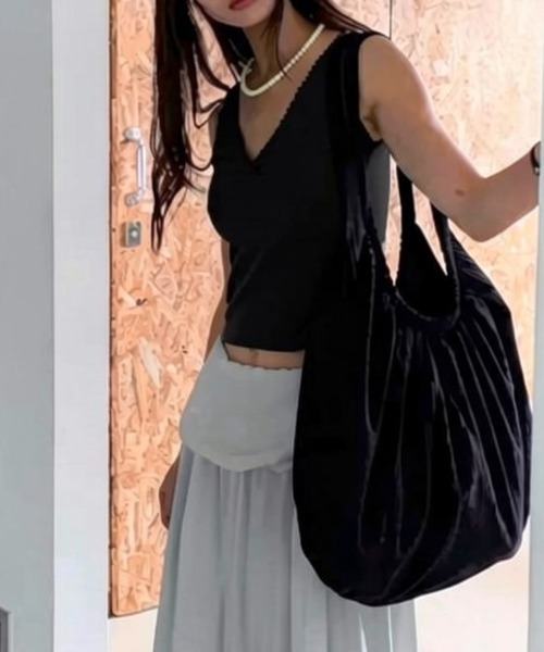 LOENNE(ロエヌ)の「Lace Trim Sleeveless Top / レーストリムノースリーブトップス(Tシャツ/カットソー・レディース・アイボリー/ブラック/チャコールグレー・FREE)」の18枚目の写真