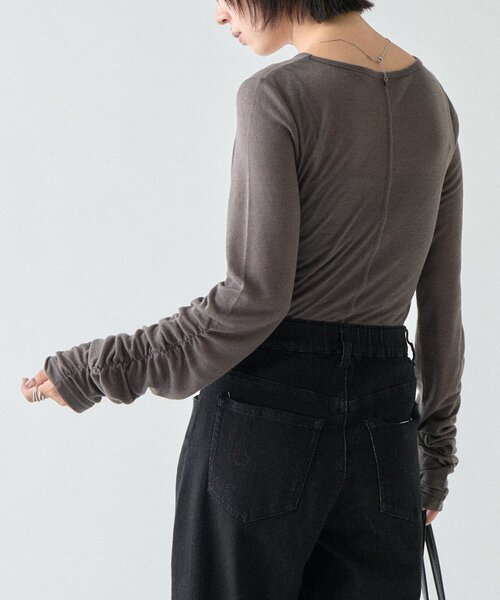 goocy(グーシー)の「袖シャーリングトップス(Tシャツ/カットソー・レディース・チャコールグレー/ブラック/ブルー/アイボリー・FREE)」の22枚目の写真