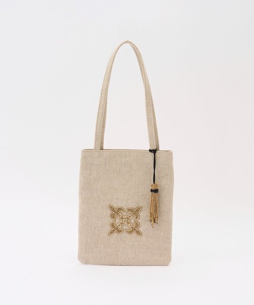 russet(ラシット)の「【インド刺繍】ミニトートバッグ(トートバッグ・レディース・ブラック/ベージュ/サックスブルー・FREE)」の11枚目の写真