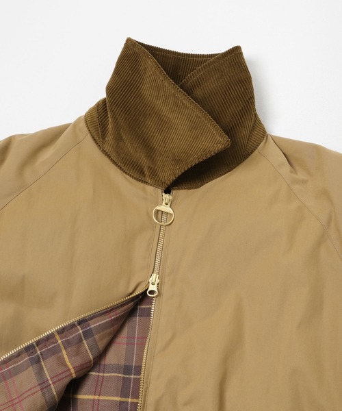 Barbour(バブアー)の「『別注』Barbour / URBAN RESEARCH SHORT JACKET(ダウンジャケット/コート・レディース・ベージュ/ダークブラウン・FREE)」の7枚目の写真