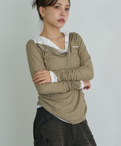 RAY CASSIN（レイカズン）の「ヘンリーネックフードTシャツ / ロンT（Tシャツ/カットソー・レディース・ホワイト/カーキ/グレー/ブラック・FREE）」の9枚目の写真