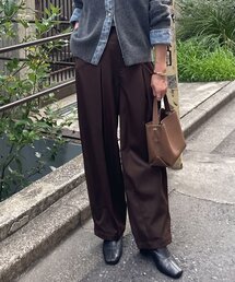 タックパンツ
