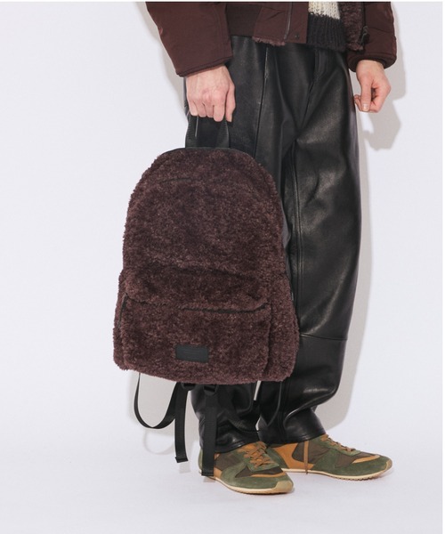 beautiful people(ビューティフルピープル)の「pertex & boa reversible backpack(バックパック/リュック・レディース・ボルドー/ブラック・FREE)」の7枚目の写真