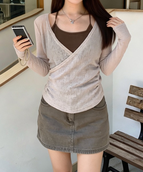 FLINEA(フリネア)の「キャミソール&VネッククロスTシャツセットアップ(セットアップ・レディース・ベージュ・FREE)」の1枚目の写真