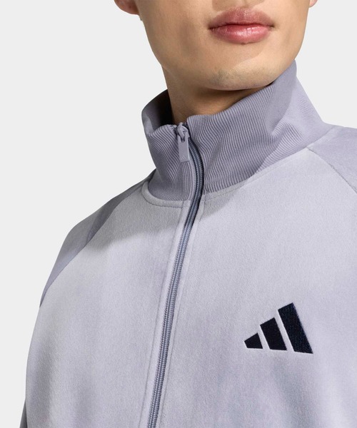 adidas(アディダス)の「スタジアム ルーズフィット ベロア トラックトップ / ジャージ / アディダス adidas(ジャージ・メンズ・ブルー・XX-LARGE/LARGE/MEDIUM/X-LARGE/3XL/SMALL/X-SMALL)」の3枚目の写真