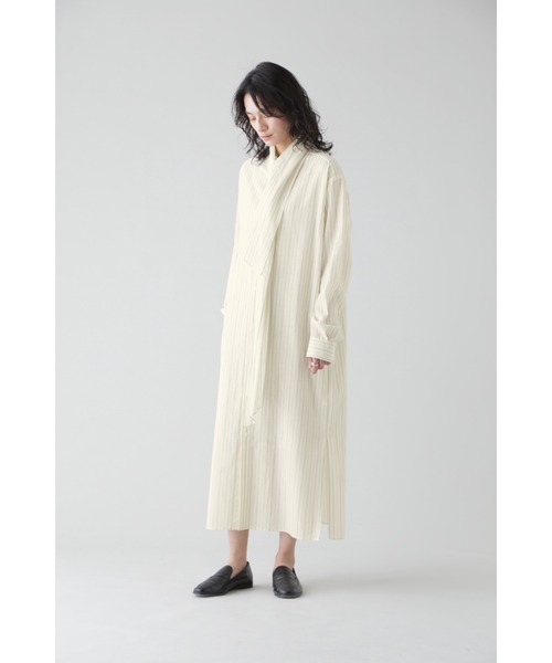 YLEVE(イレーヴ)の「YLEVE / CUPRA COTTON TENCEL LAWN SHIRTS DRESS(ワンピース・レディース・ブラック/ベージュ/ホワイト・1/2)」の1枚目の写真