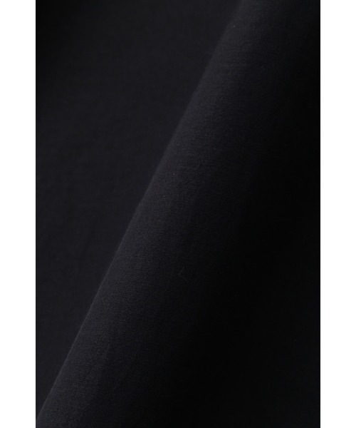 YLEVE(イレーヴ)の「YLEVE / CUPRA COTTON TENCEL LAWN SHIRTS DRESS(ワンピース・レディース・ブラック/ベージュ/ホワイト・1/2)」の6枚目の写真