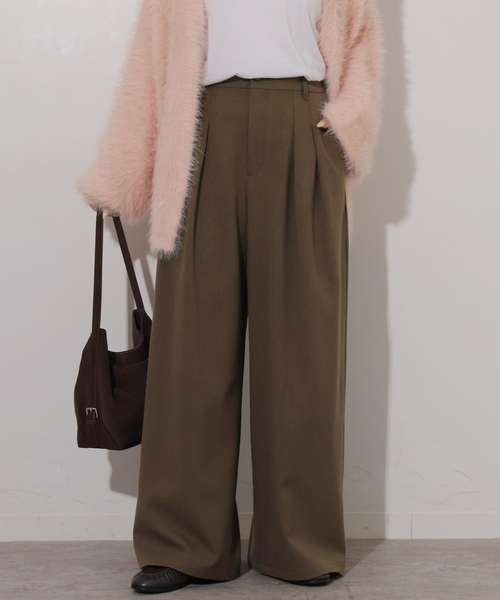 JOURNAL STANDARD relume（ジャーナルスタンダード　レリューム）の「ウォッシャブルサージストレッチタックパンツ（その他パンツ・レディース・ブラウン/チャコールグレー/ブラック・36/38）」の3枚目の写真