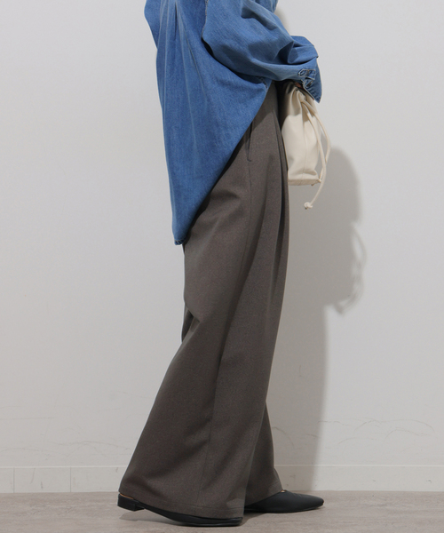 JOURNAL STANDARD relume（ジャーナルスタンダード　レリューム）の「ウォッシャブルサージストレッチタックパンツ（その他パンツ・レディース・ブラウン/チャコールグレー/ブラック・36/38）」の14枚目の写真