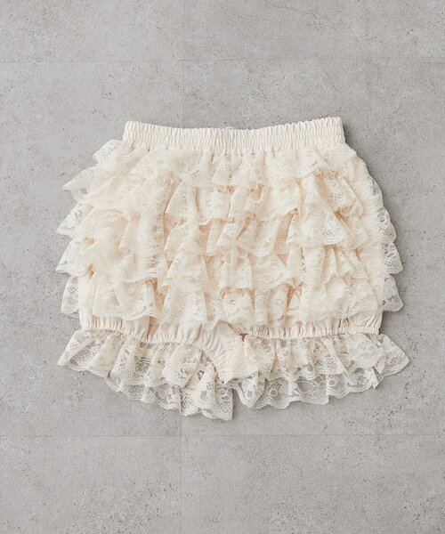 continuer de NICE CLAUP(コンティニューデナイスクラップ)の「贅沢フリルで魅せる、レースフリルショートパンツ(その他パンツ・レディース・アイボリー/ブラック・FREE)」の12枚目の写真