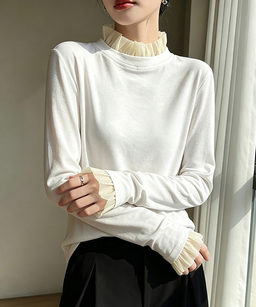 Doux Belle(ドゥーベル)の「フリルネック×レイヤード風長袖カットソー(Tシャツ/カットソー・レディース・ホワイト/グレー/プラム/ブラック/ネイビー・MEDIUM/LARGE/X-LARGE)」の9枚目の写真