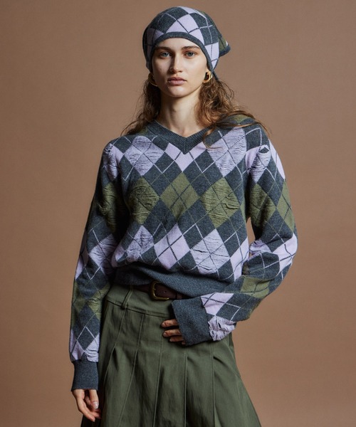 MAISON SPECIAL(メゾンスペシャル)の「【26WINTER PRE-ORDER】Drop-Stitch Argyle Knit/針抜きアーガイルニット(ニット/セーター・レディース・ダークグリーン/ネイビー/グレー・FREE)」の2枚目の写真