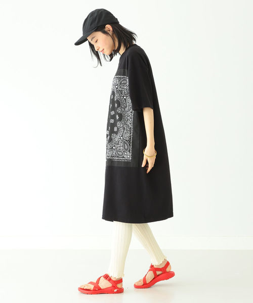 BEAMS BOY（ビームスボーイ）の「【予約】CHED / バンダナ パッチ Tシャツワンピース（ワンピース・レディース・ホワイト/ネイビー・ONE SIZE）」の18枚目の写真