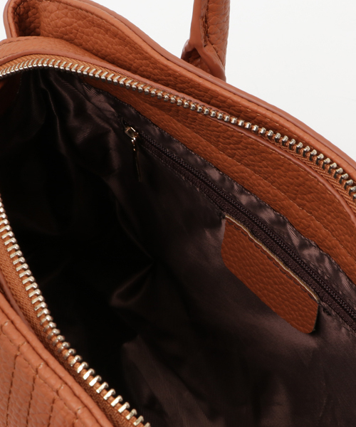 PLAIN CLOTHING（プレーンクロージング）の「ストライプキルティングハンドバッグ【PLAIN CLOTHING】（ハンドバッグ・レディース・ブラック/カーキ/レッド/キャメル/ネイビー/ダークグレー・FREE）」の16枚目の写真