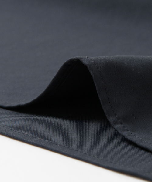 URBAN RESEARCH（アーバンリサーチ）の「UR 2WAYストレッチフリルブラウス（シャツ/ブラウス・レディース・オフホワイト/ネイビー/キャメル・FREE）」の9枚目の写真