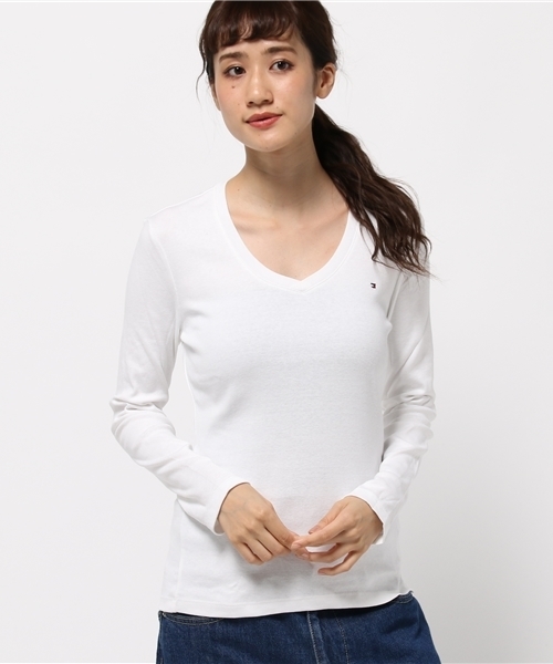 TOMMY HILFIGER(トミーヒルフィガー)の「ベーシックVネックロングスリーブカットソー(Tシャツ/カットソー・レディース・ネイビー/ブラック/ホワイト/グレー・MEDIUM/SMALL/LARGE)」の1枚目の写真