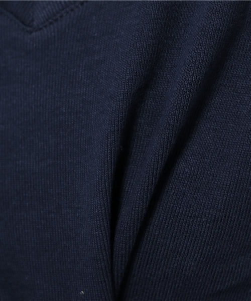 TOMMY HILFIGER(トミーヒルフィガー)の「ベーシックVネックロングスリーブカットソー(Tシャツ/カットソー・レディース・ネイビー/ブラック/ホワイト/グレー・MEDIUM/SMALL/LARGE)」の5枚目の写真