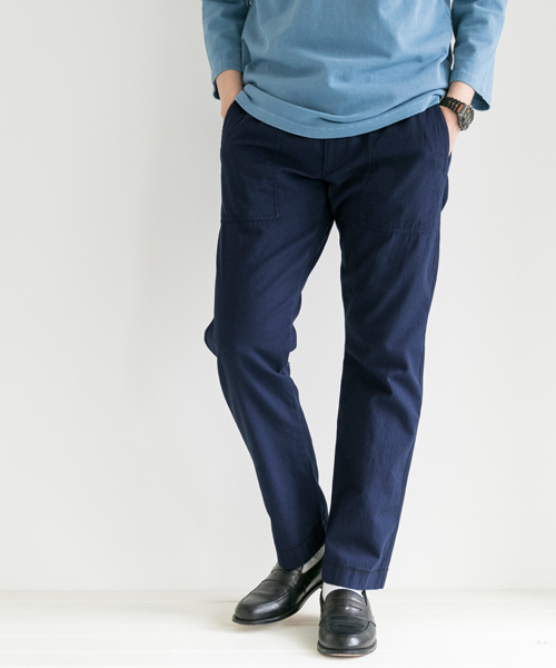 URBAN RESEARCH DOORS MENS（アーバンリサーチ ドアーズ メンズ）の「GUNG HO Exclusive Easy Fatigue Pt（その他パンツ・メンズ・ネイビー/オレンジ/チャコールグレー・LARGE/MEDIUM）」の2枚目の写真