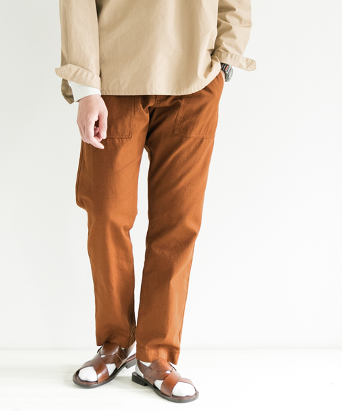 URBAN RESEARCH DOORS MENS（アーバンリサーチ ドアーズ メンズ）の「GUNG HO Exclusive Easy Fatigue Pt（その他パンツ・メンズ・ネイビー/オレンジ/チャコールグレー・LARGE/MEDIUM）」の3枚目の写真