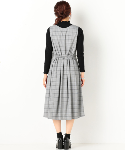 archives（アルシーヴ）の「【WEB限定色追加♪】タックジャンパースカート（ジャンパースカート・レディース・ブラック/ネイビー/ベージュ/オフホワイト/グレー・MEDIUM）」の20枚目の写真