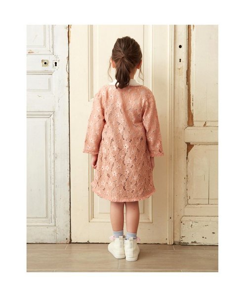 apres les cours（アプレレクール）の「レースガウン（カーディガン/ボレロ・キッズ・オフホワイト/サーモンピンク・110/130/140/100/120/90）」の4枚目の写真