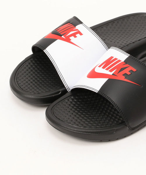 NIKE(ナイキ)の「NIKE / ベナッシ JDI(サンダル・メンズ・ネイビー/ブラック/ブラック系その他4/レッド/チャコールグレー/グレー・26.0cm/27.0cm/28.0cm/29.0cm)」の13枚目の写真