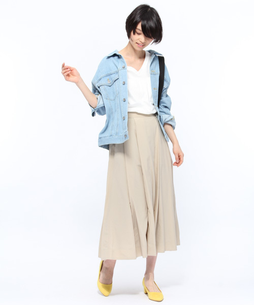 LAKOLE（ラコレ）の「【汗ジミ軽減】USAコットンVネックロングTシャツ / LAKOLE（Tシャツ/カットソー・レディース・ライトピンク/グレー/ライトグリーン/オフホワイト・MEDIUM/SMALL）」の7枚目の写真