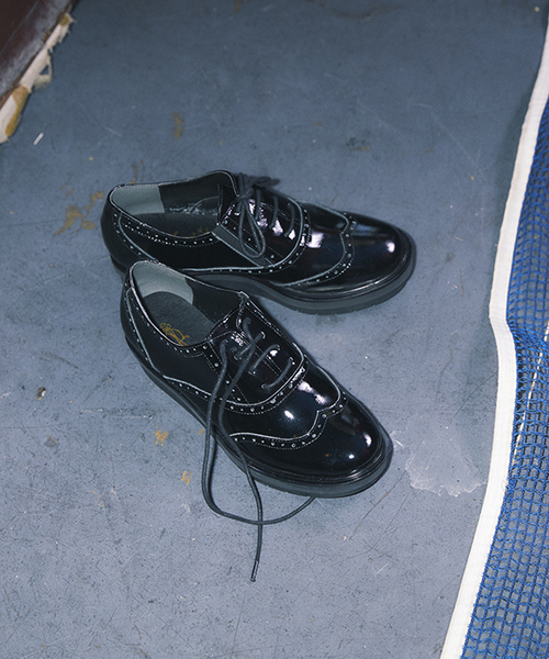 あしながおじさん（アシナガオジサン）の「◆ あしながおじさん ◆　厚底オックスフォードシューズ　3010001（ドレスシューズ・レディース・ブラック/ブラック×グリーン/クリアブラック・22.5cm/23.0cm/23.5cm/24.0cm/24.5cm）」の2枚目の写真