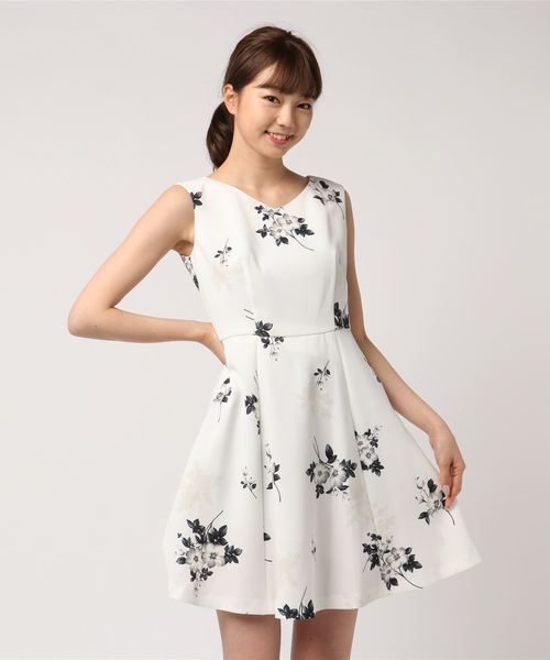 シャドウ花柄フィット&フレアワンピース シャドウ花柄フィット&フレアワンピース
