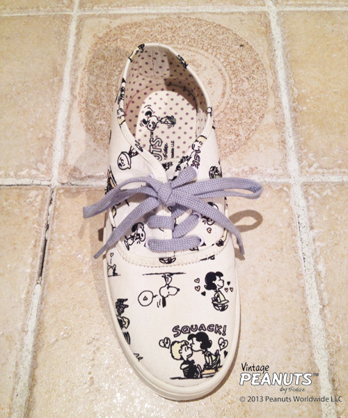 dazzlin(ダズリン)の「SNOOPY総柄スニーカー(スニーカー・レディース・オフホワイト/グレー/イエロー・SMALL/MEDIUM/LARGE)」の4枚目の写真