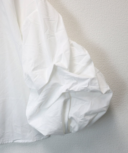 andme（アンドミー）の「袖コンシャスシャツブラウストップス（シャツ/ブラウス・レディース・ブラック/ベージュ/ネイビー/オフホワイト/ピンク・M）」の10枚目の写真