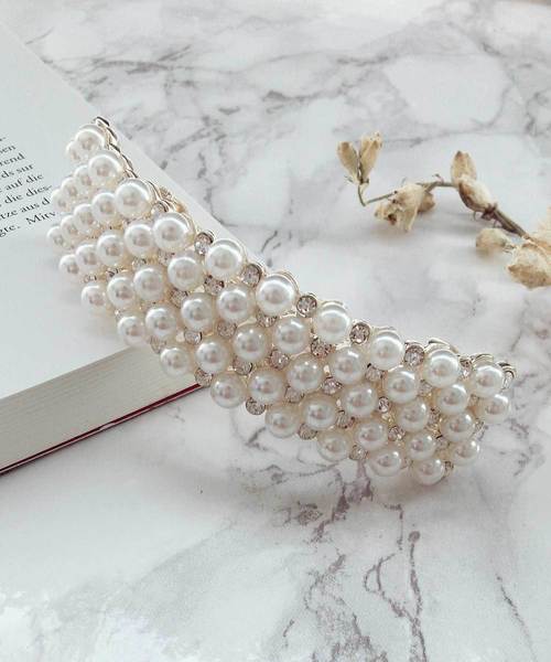 Cupid Heart(キューピッドハート)の「【Cupid Heart】結婚式アクセサリー パールビジュースクエアバレッタ(バレッタ/ヘアクリップ・レディース・ゴールド・MEDIUM)」の7枚目の写真