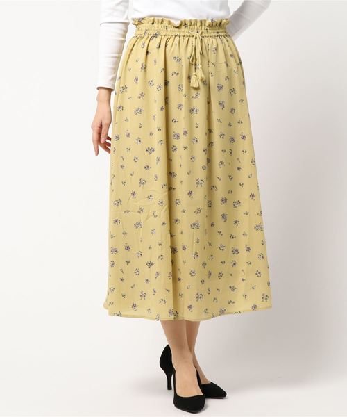 earth music&ecology（アースミュージックアンドエコロジー）の「ウエストタッセル花柄ギャザースカート ●（スカート・レディース・ブラック/ライトイエロー/ライトピンク・FREE）」の2枚目の写真