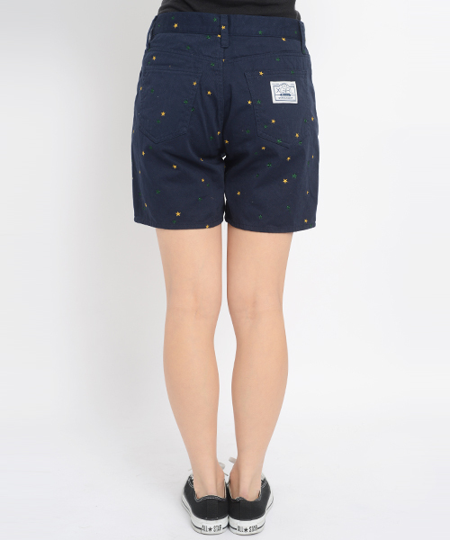 X-girl(エックスガール)の「STAR EMBROIDERY CHINO SHORTS(カーゴパンツ・レディース・ベージュ/レッド/ネイビー・1/0/2)」の8枚目の写真