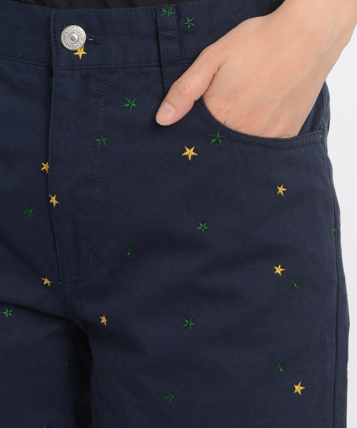 X-girl(エックスガール)の「STAR EMBROIDERY CHINO SHORTS(カーゴパンツ・レディース・ベージュ/レッド/ネイビー・1/0/2)」の9枚目の写真