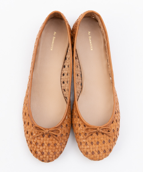 Au BANNISTER（オゥバニスター）の「【販売店舗限定】メッシュパンプス（パンプス・レディース・ホワイト/ゴールド/キャメル・38/39/36/37/35）」の2枚目の写真