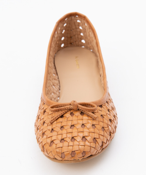 Au BANNISTER（オゥバニスター）の「【販売店舗限定】メッシュパンプス（パンプス・レディース・ホワイト/ゴールド/キャメル・38/39/36/37/35）」の8枚目の写真