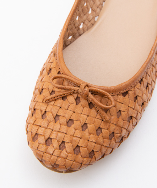 Au BANNISTER（オゥバニスター）の「【販売店舗限定】メッシュパンプス（パンプス・レディース・ホワイト/ゴールド/キャメル・38/39/36/37/35）」の13枚目の写真