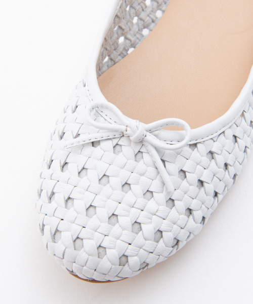 Au BANNISTER（オゥバニスター）の「【販売店舗限定】メッシュパンプス（パンプス・レディース・ホワイト/ゴールド/キャメル・38/39/36/37/35）」の14枚目の写真