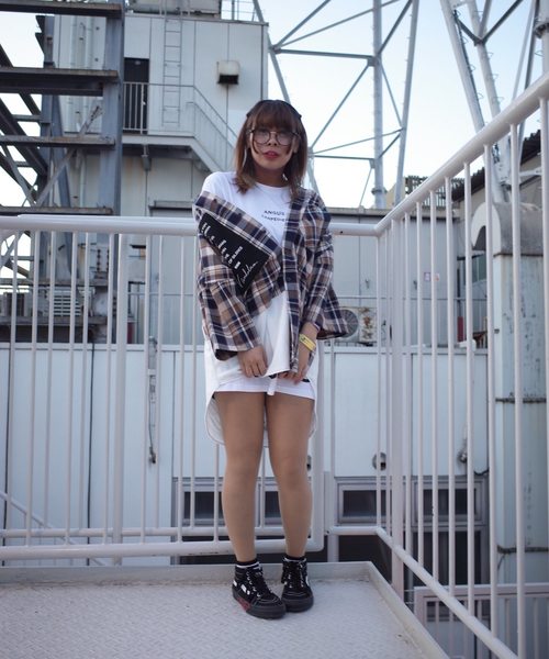 rovtski(ロフトスキー)の「【ビッグシルエット】JERZY CHECK MIX MIX HOOD SHIRT/オーバーサイズ ジャージ チェックミックス フードシャツ(シャツ/ブラウス・レディース・ホワイト×ブラック/ホワイト系その他/ホワイト×イエロー・FREE)」の4枚目の写真