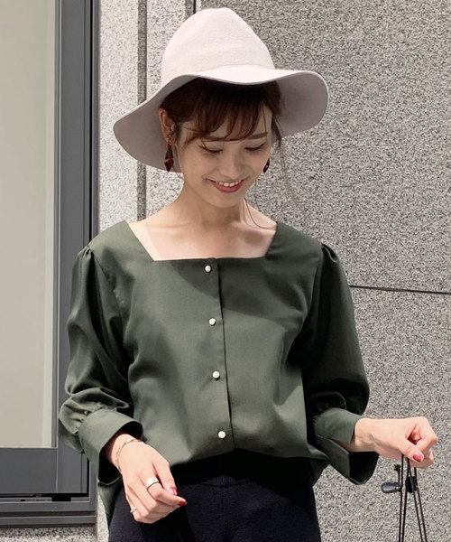 KOBE LETTUCE（コウベレタス）の「3タイプブラウス【セットアップOK】（シャツ/ブラウス・レディース・モカ/ライトカーキ/ホワイト系その他/ブラウン系その他/グリーン系その他/オレンジ系その他/グリーン系その他2/ダークオレンジ/オレンジ系その他2/ホワイト系その他2/ホワイト系その他3/ブラウン系その他2/ブラウン系その他3/ブラウン系その他4/ブラウン系その他5/ホワイト系その他4/ブラウン系その他6/ブラウン系その他7/レッド系その他3/グリーン系その他5/ボルドー/カーキ/グリーン系その他4/レッド系その他2/レッド系その他/グリーン系その他3/ネイビー/ピンク系その他2/ホワイト系その他5/ピンク系その他3/ベージュ系その他/ピンク系その他4/ブルー系その他2/オフホワイト/ピンク系その他/ベージュ・2/1/3/4/6/5）」の19枚目の写真