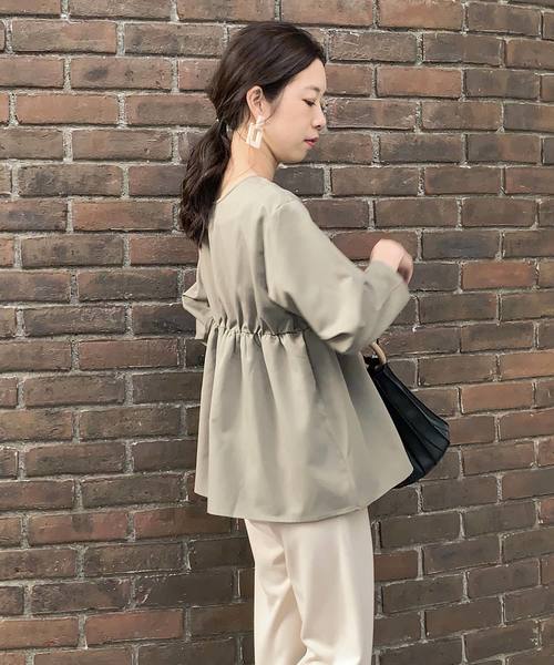 KOBE LETTUCE（コウベレタス）の「3タイプブラウス【セットアップOK】（シャツ/ブラウス・レディース・モカ/ライトカーキ/ホワイト系その他/ブラウン系その他/グリーン系その他/オレンジ系その他/グリーン系その他2/ダークオレンジ/オレンジ系その他2/ホワイト系その他2/ホワイト系その他3/ブラウン系その他2/ブラウン系その他3/ブラウン系その他4/ブラウン系その他5/ホワイト系その他4/ブラウン系その他6/ブラウン系その他7/レッド系その他3/グリーン系その他5/ボルドー/カーキ/グリーン系その他4/レッド系その他2/レッド系その他/グリーン系その他3/ネイビー/ピンク系その他2/ホワイト系その他5/ピンク系その他3/ベージュ系その他/ピンク系その他4/ブルー系その他2/オフホワイト/ピンク系その他/ベージュ・2/1/3/4/6/5）」の22枚目の写真