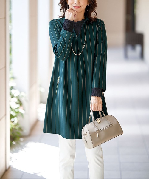 BELLUNA（ベルーナ）の「ふんわりケーブル柄ハイネックプルオーバー（Tシャツ/カットソー・レディース・ブラック/オフホワイト/パープル系その他/モカ/杢グレー・MEDIUM/LARGE/X-LARGE）」の6枚目の写真