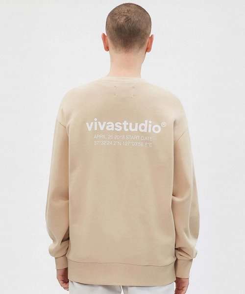 VIVASTUDIO(ビバスタジオ)の「『VIVA STUDIO』LOCATION CREWNECK JS/ロケーション クルーネックトレーナー/スウェット(スウェット・メンズ・ブラック/イエロー/ベージュ/アイボリー/グリーン/チャコールグレー/パープル/グレー・M/L)」の6枚目の写真