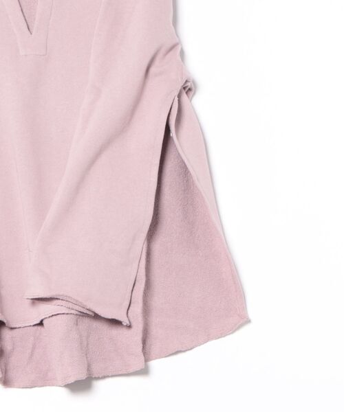 STYLEBLOCK（スタイルブロック）の「裏毛スウェットビッグシルエットキーネック（Tシャツ/カットソー・レディース・モカ/ブルー/ベージュ/ピンク/カーキ・M）」の7枚目の写真